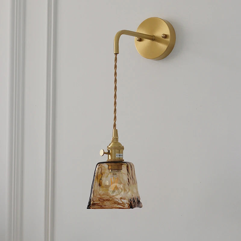 Vero Brushed Gold Sconce