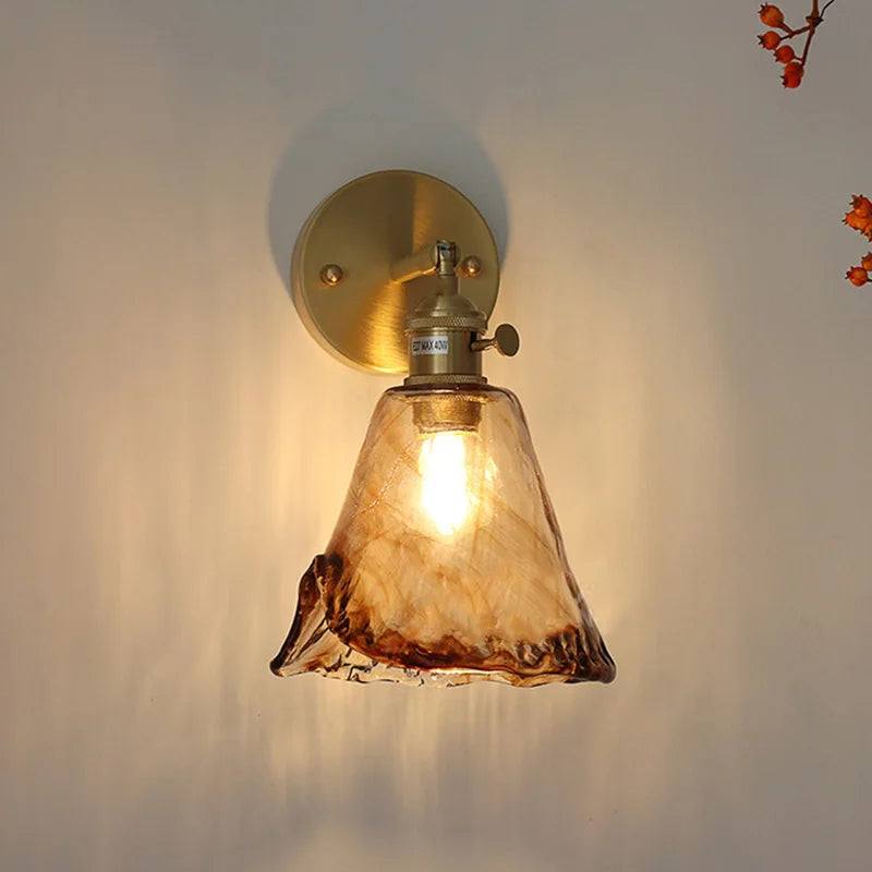 Vero Brushed Gold Sconce